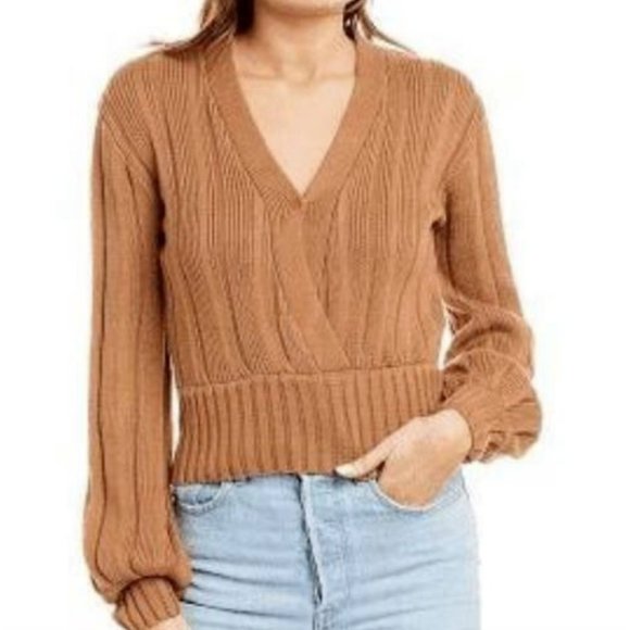 Astr the Label Evie V Neck Sweater Camel Color L - Picture 2 of 7